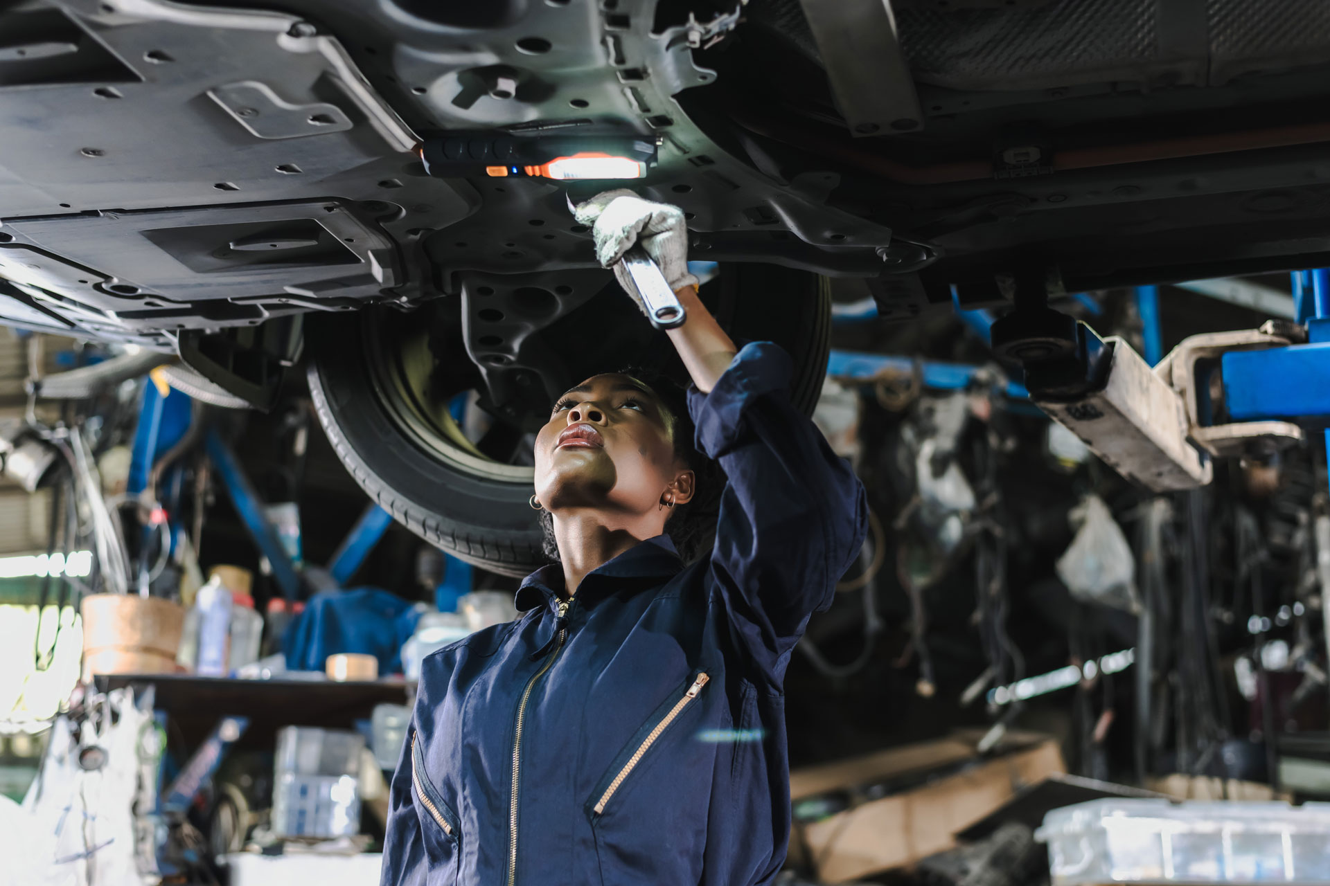 Car mechanic at work